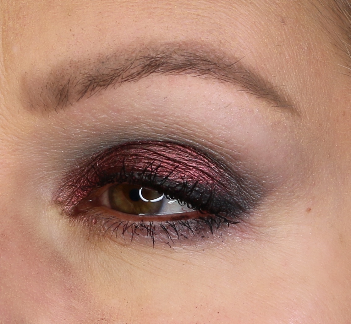 Roter Glitzerlidschatten, lose Pigmente, www.makeupcoach.com